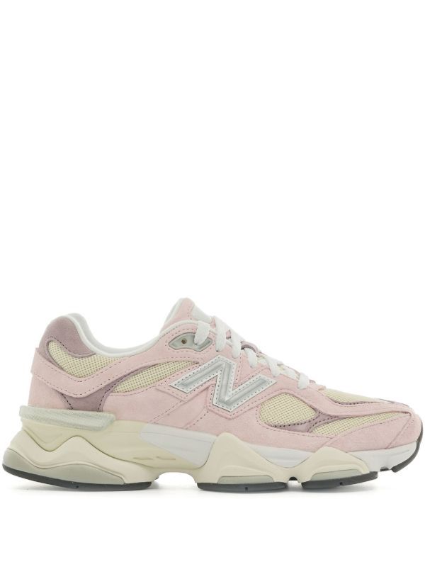 New Balance Light Pink